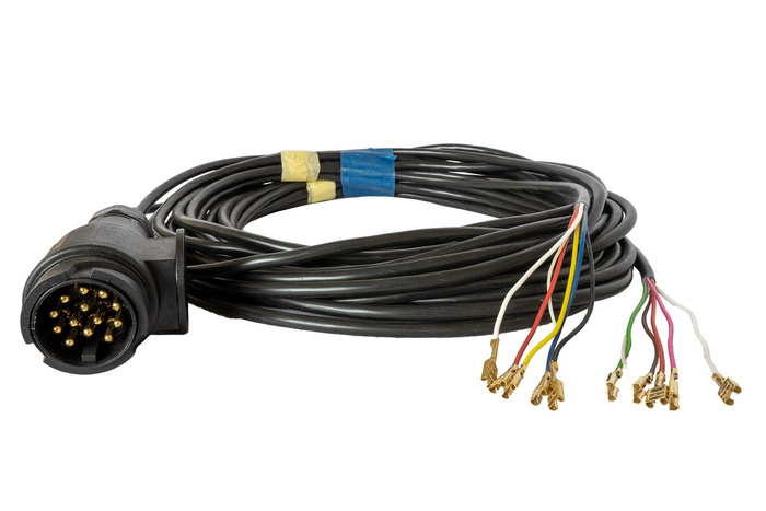 Electrical harness for a trailer with a 13-pin plug without MANTES bayonets wire cross-section 0.75